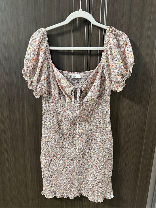 Dresses & Skirts - Floral Smocked Midi Dress with Puff Sleeves - Cream/Peach